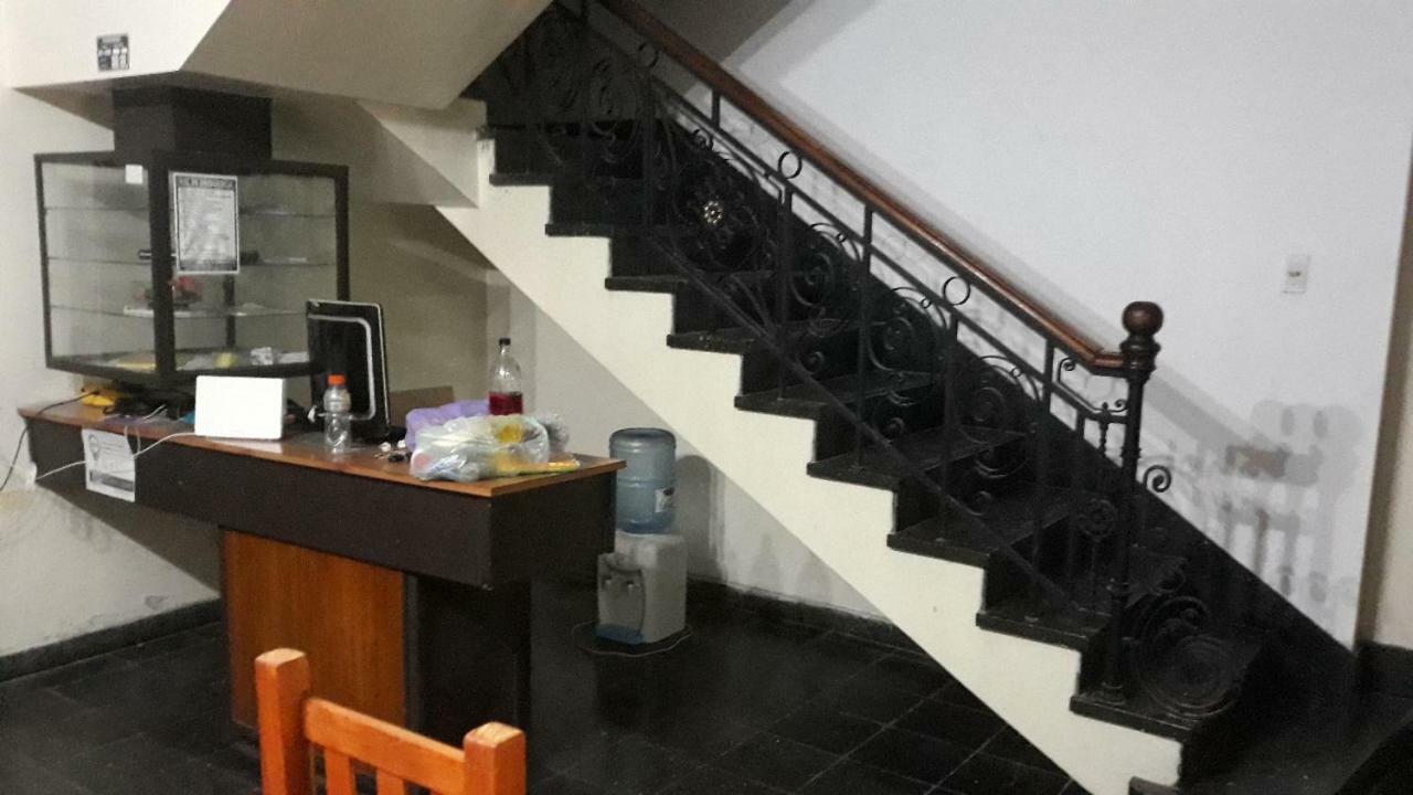 Tu Hostel San Miguel de Tucumán Buitenkant foto